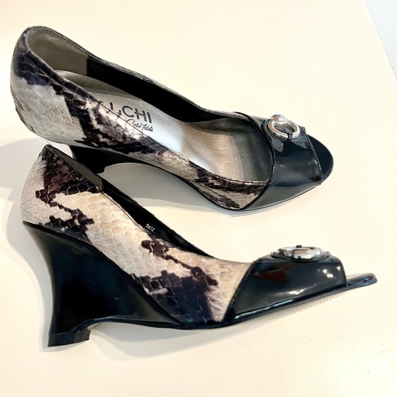 Carlos Falchi Wedge Snakeskin Peep Toe Heels - Picture 5 of 16